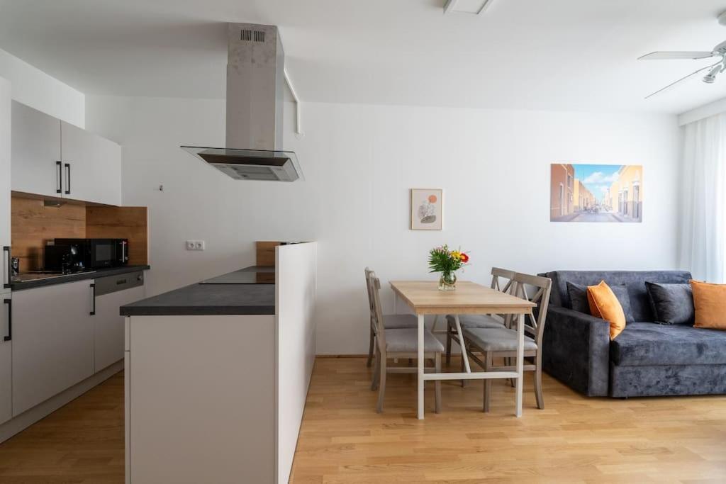 Urban 1Br Retreat, Easy City Link By Hm Відень Екстер'єр фото